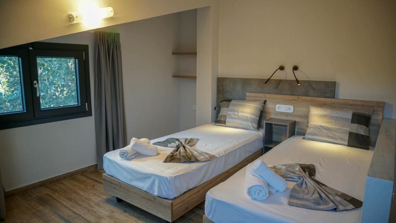 Enalia Luxury Living Lägenhet Nikiti  Exteriör bild